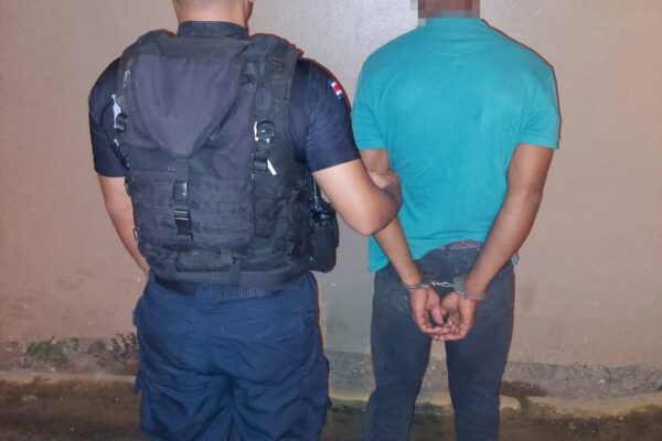 Prisión preventiva para nicaragüense con armas y drogas en Limón, Costa Rica