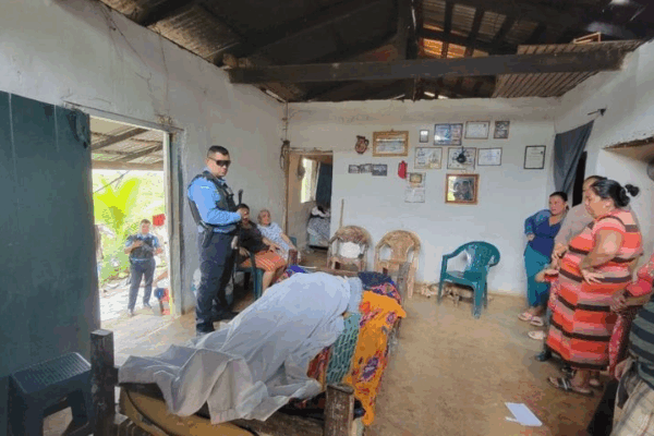 Policía de Nicaragua asesina a hombre en territorio hondureño, declara la madre del fallecido